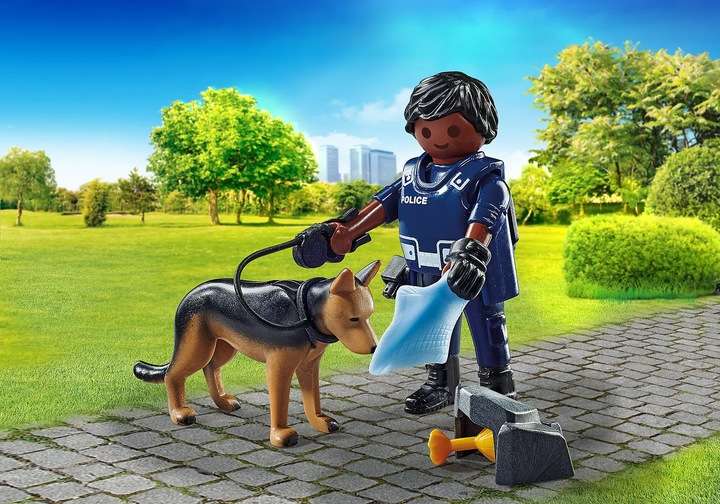 Полиция с собакой-детективом