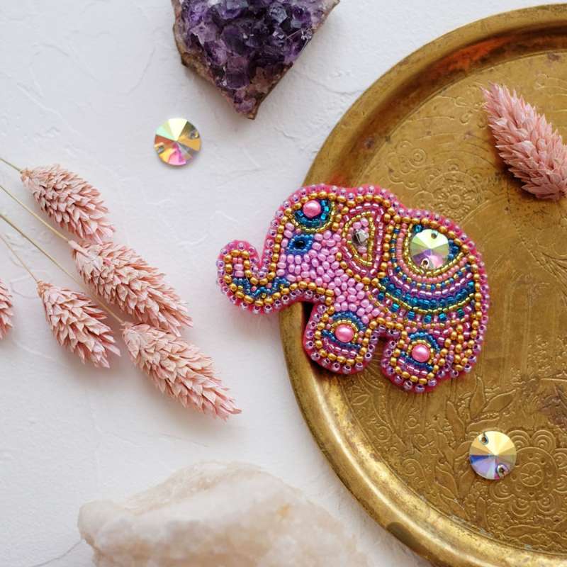 Набор для вышивки бисером -  Розовый слоненок 